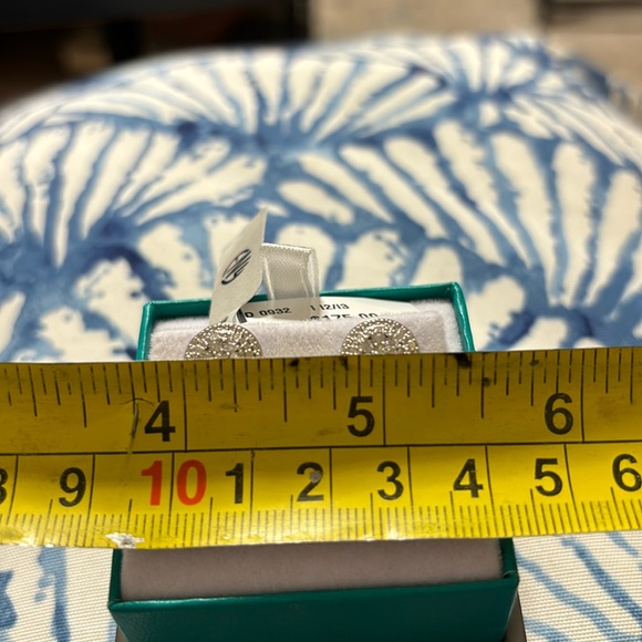 - .09 TCW Diamond & 925 sterling Silver stud earrings-EFFY ENY - Picture 15 of 17